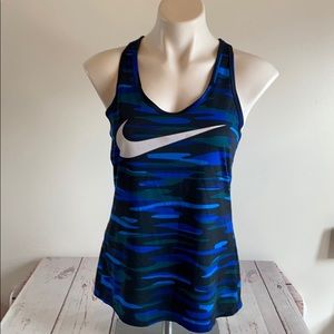 NIKE Women’s camouflage tank top size m